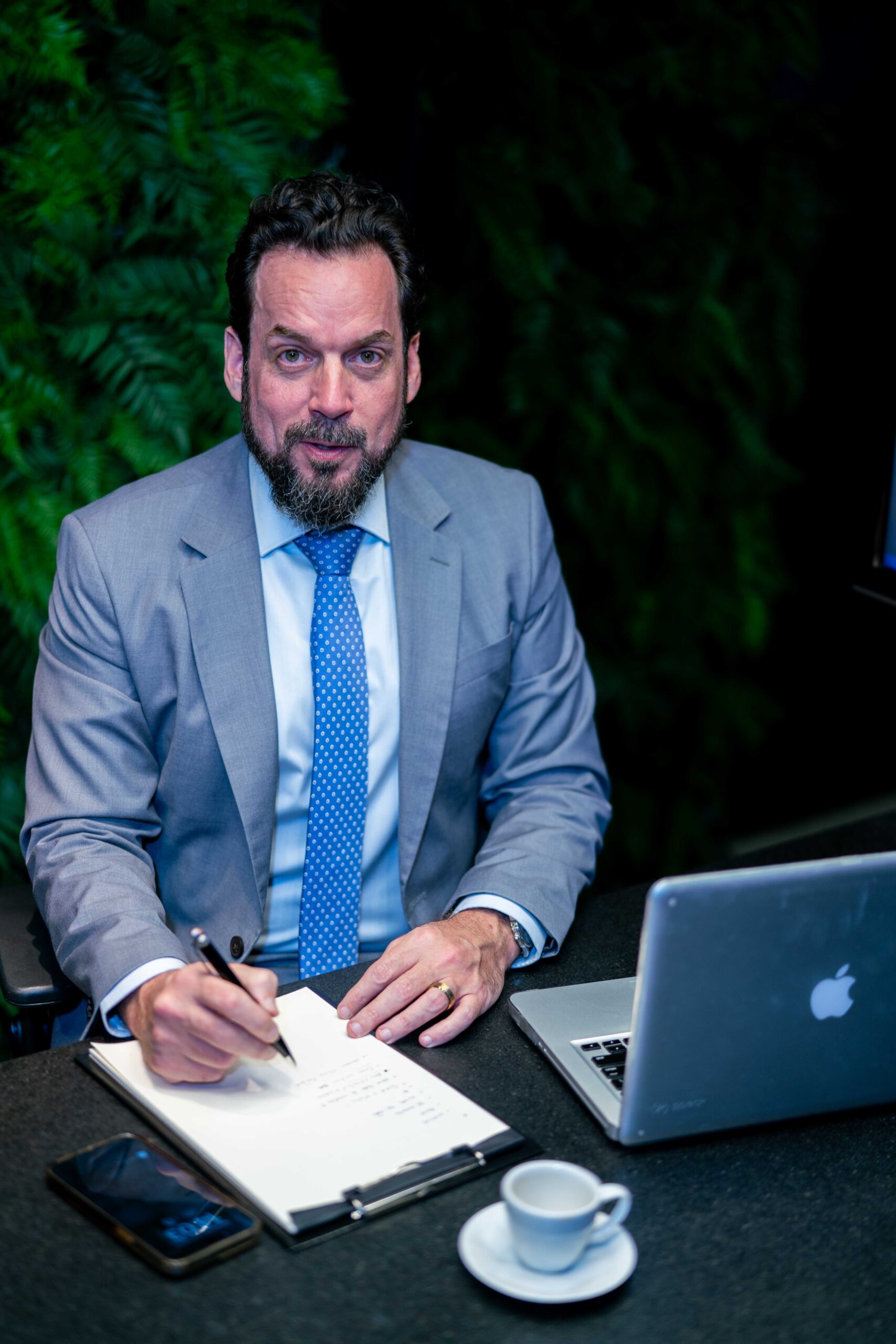 Dr. Nelson Brandão